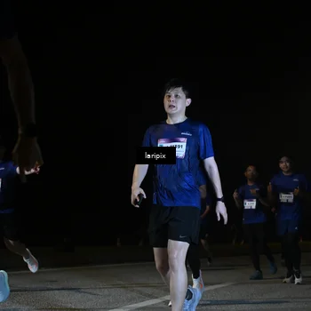 Runner Photo 7570461