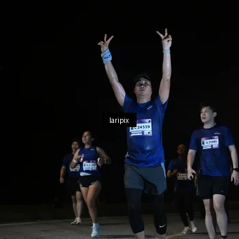 Runner Photo 7570468
