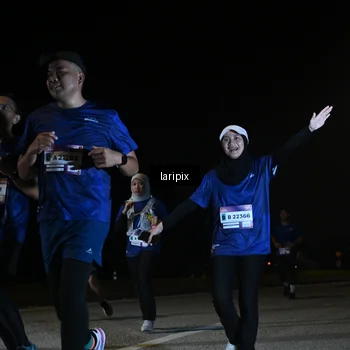 Runner Photo 7570474