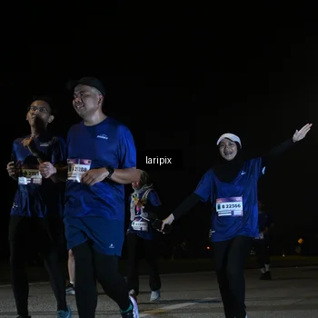 Runner Photo 7570476