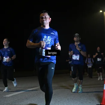 Runner Photo 7570495