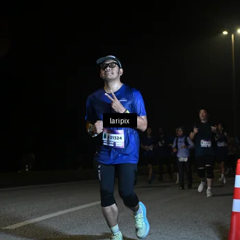 Runner Photo 7570501