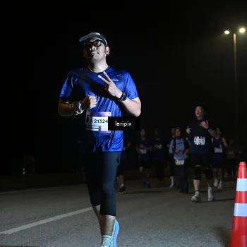 Runner Photo 7570505