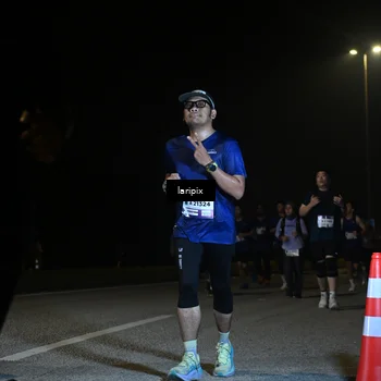Runner Photo 7570506