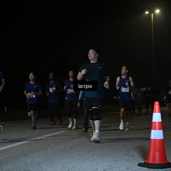 Runner Photo 7570511