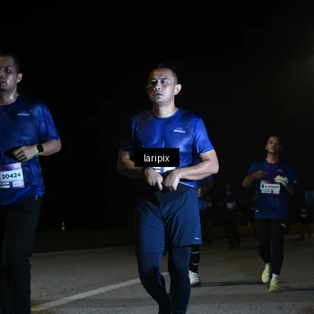 Runner Photo 7570523