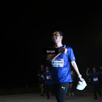 Runner Photo 7570534