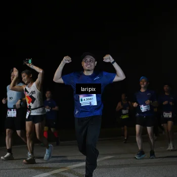 Runner Photo 7570535