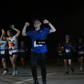 Runner Photo 7570539