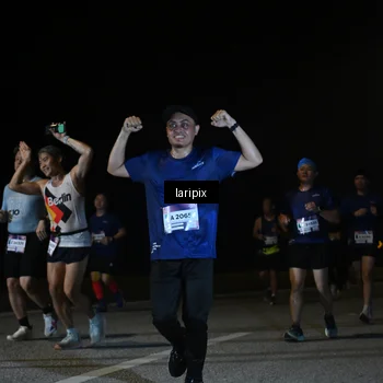 Runner Photo 7570541