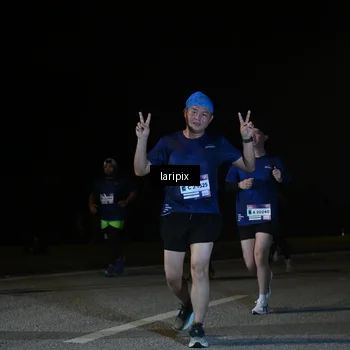 Runner Photo 7570543