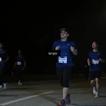 Runner Photo 7570545