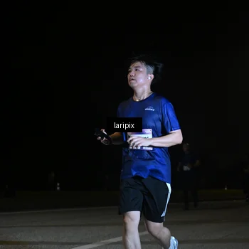 Runner Photo 7570554