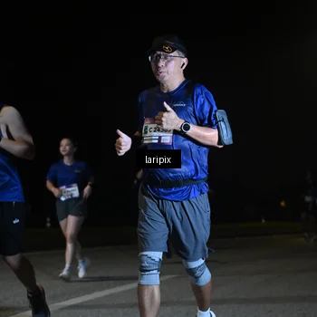 Runner Photo 7570579