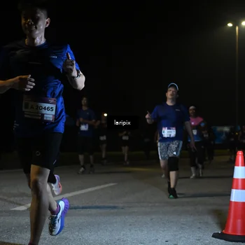 Runner Photo 7570597