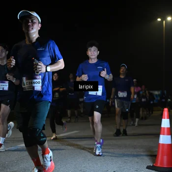 Runner Photo 7570599