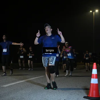 Runner Photo 7570606