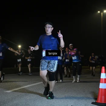 Runner Photo 7570609