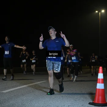 Runner Photo 7570612