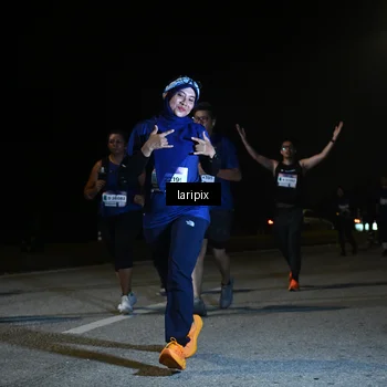 Runner Photo 7570640