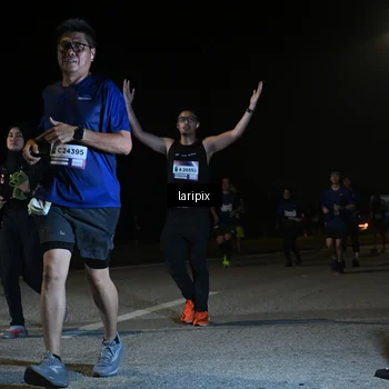 Runner Photo 7570648