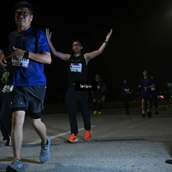 Runner Photo 7570649