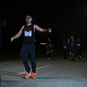 Runner Photo 7570654