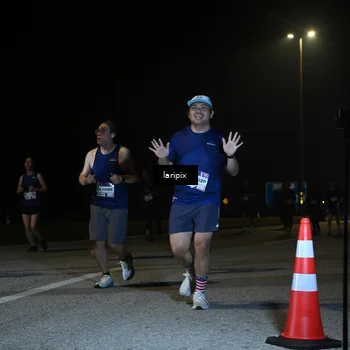 Runner Photo 7570680