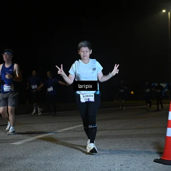Runner Photo 7570685