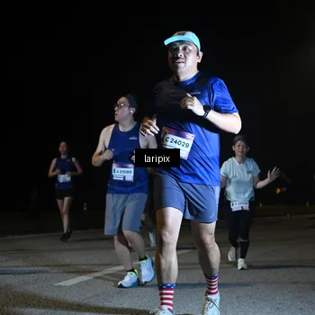 Runner Photo 7570687