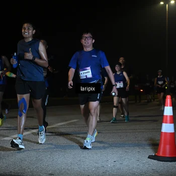 Runner Photo 7570695