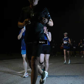 Runner Photo 7570705