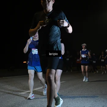 Runner Photo 7570706