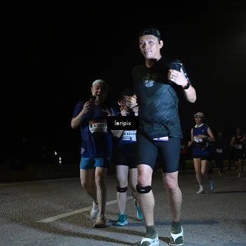 Runner Photo 7570711