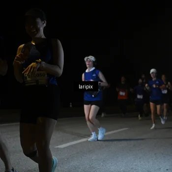 Runner Photo 7570721