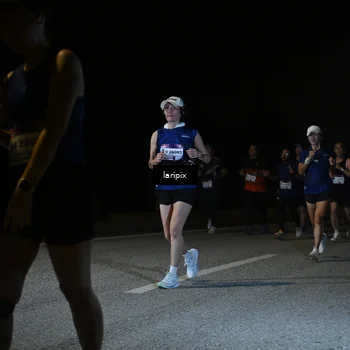 Runner Photo 7570724