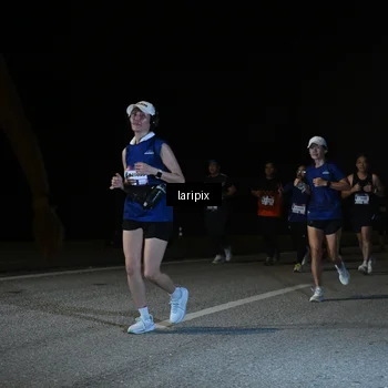 Runner Photo 7570733