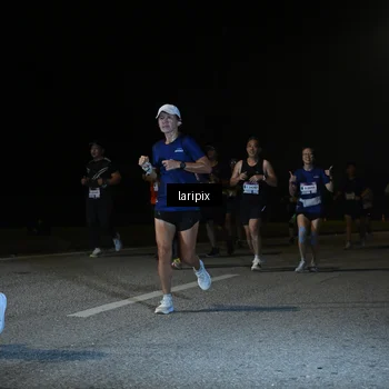 Runner Photo 7570734