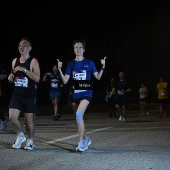 Runner Photo 7570757