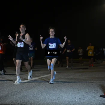 Runner Photo 7570758