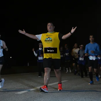 Runner Photo 7570760