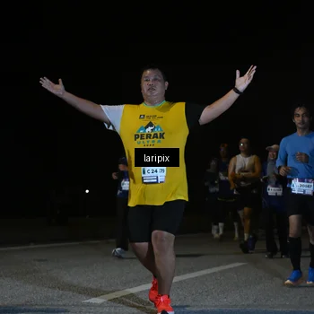 Runner Photo 7570767