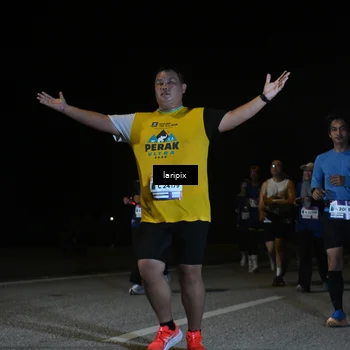 Runner Photo 7570768