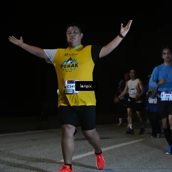 Runner Photo 7570773