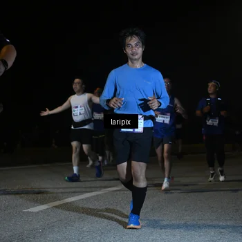 Runner Photo 7570781