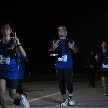 Runner Photo 7570784
