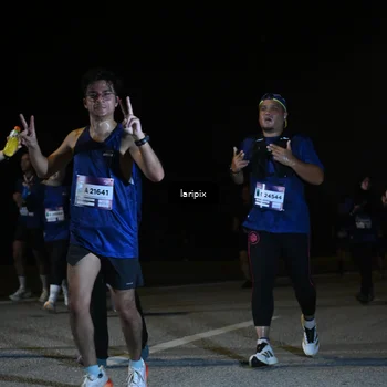 Runner Photo 7570789