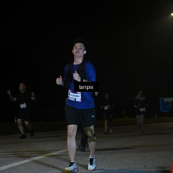 Runner Photo 7570796