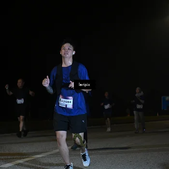 Runner Photo 7570801