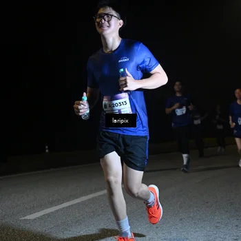 Runner Photo 7570806